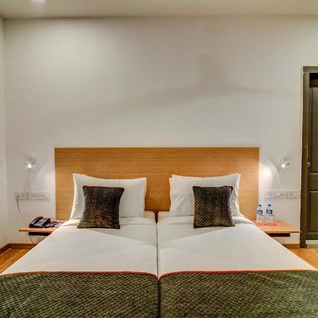 Oyo Townhouse 104 Koramangala Maharaja Signal Hotel Bengaluru Kültér fotó